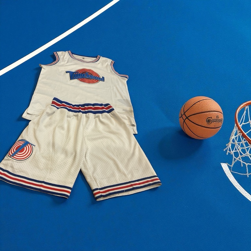 Tune Squad Kids Basketball Matching Set - Cream and Red